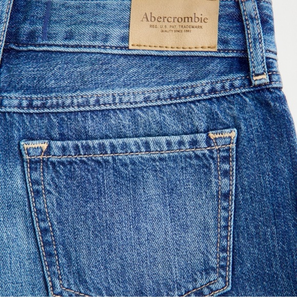Abercrombie Kids High Rise Relaxed Shorts - Size 17/18 - Picture 3 of 13